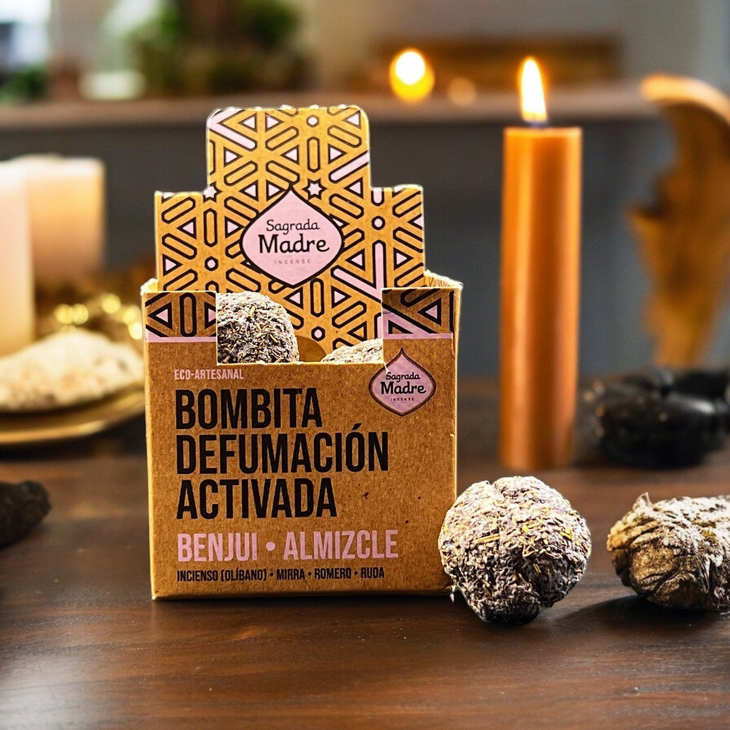 Caja de Bombitas Defumación Activada: Benjuí + Almizcle | Sagrada Madre